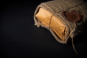 Sacking with the sealing wax press