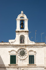 Orologio e campane - Polignano a mare