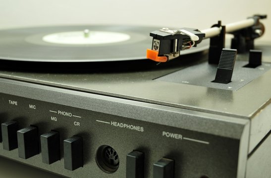 Record player controls
