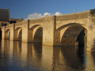 Obraz premium Ville de Saint-Junien ; Charente, Limousin, Périgord