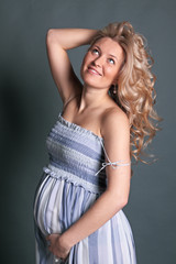 Naklejka premium The girl waits happiness