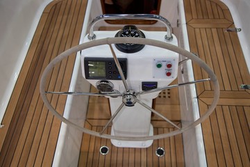 Steuerrad einer Yacht
