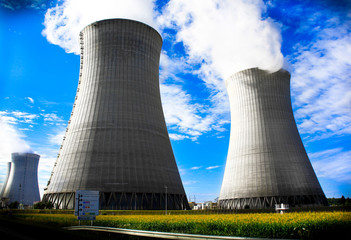 centrale nucleare - obrazy, fototapety, plakaty