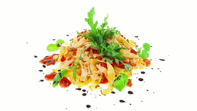 pasta with fresh tomato sauce