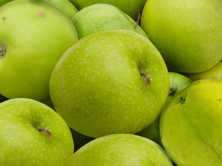 Apples  green  fruit    background