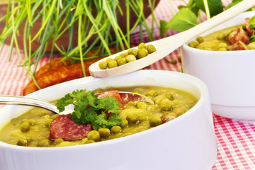 Erbsensuppe