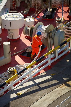 Securing the anchor