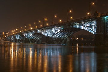 Most nocą - obrazy, fototapety, plakaty