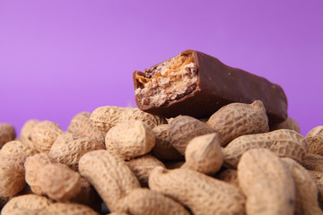 barre chocolatée aux cacahuètes