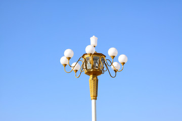 Fototapeta na wymiar lampy uliczne