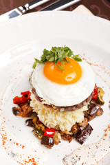 beef burger with egg and potatoes