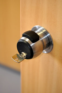 poign&eacute;e de porte bureau ouverte ferm&eacute;e symbole
