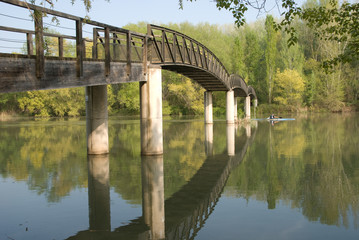 Puente sobre el río Segre, en Lérida