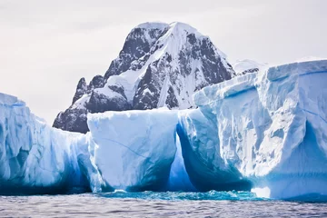 Fototapete Rund Antarktischer Eisberg © Goinyk