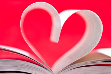 Książka miłości - obrazy, fototapety, plakaty
