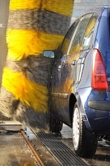 Autolavaggio in funzione