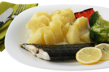 grilled swordfish with boiled potato