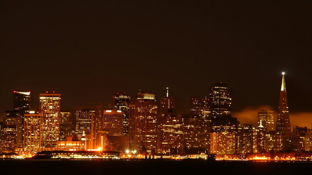 Time lapse San Francisco at night