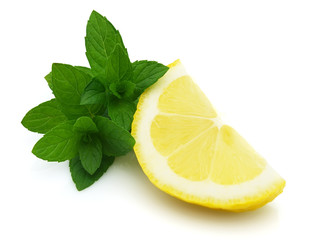Fresh mint with slice of lemon