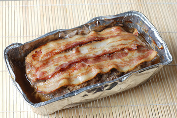 Meat loaf with bacon