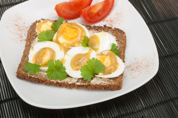 Eierbrot - kalorienarmes Essen