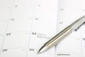 Kalender aufgeschlagen Fronleichnam 