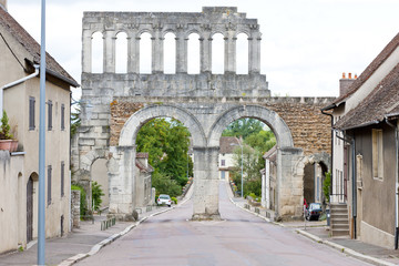 Fototapeta na wymiar Porte d'Arroux, Autun, Burgundy, France