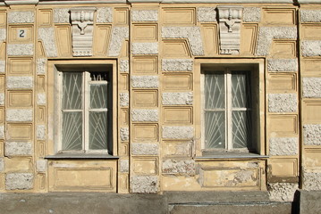 Фасад старинного дома.