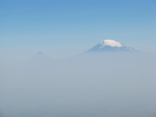 Fototapeta na wymiar Szczyt góry Ararat