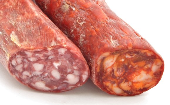 Chorizo y salchichon