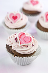 Cupcake mit rosa Herz