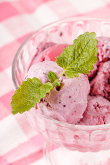 berry ice cream