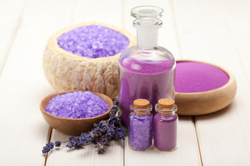 Fototapeta na wymiar Spa minerals - lavender bath salt