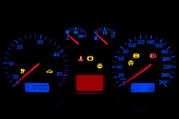car cluster speedometer and RPM in black at zero