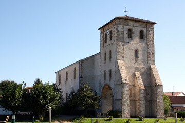Fototapeta na wymiar Church in St-Pee-sur-Nivelle in South-West-France