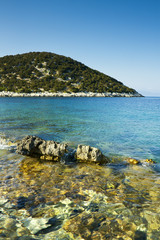 Wakacyjny krajobraz. Chorwacja latem. Zatoka Cesvinica