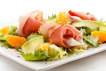 Salad - smoked bacon and vegetables