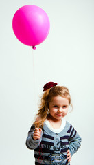 Fototapeta na wymiar Dziecko z balonu