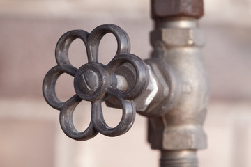 alter Wasserhahn in Berlin - Adlershof