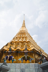 Fototapeta premium Mythological figure of the indian epic ramayana, the demon guard