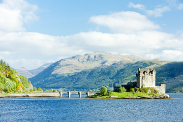 Fototapeta premium Eilean Donan Castle, Loch Duich, Scotland