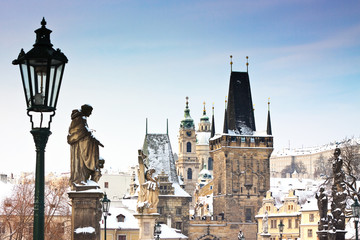 Obraz premium Karlov lub Most Karola w Pradze