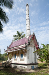 Fototapeta na wymiar Thai Temple, Bang Bao, Koh Chang
