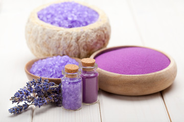 Obraz na płótnie Canvas Spa supplies - lavender salt