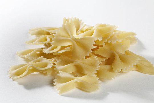 f&eacute;culent p&acirc;te cru farfalle