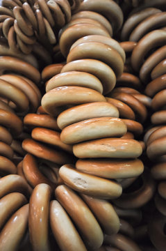 garlands of bread-ring