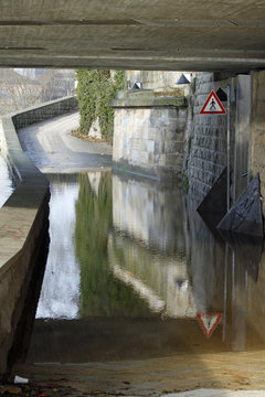 Weserunterführung bei Hochwasser