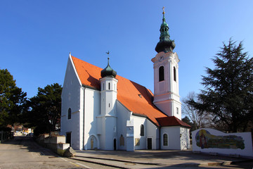 Fototapeta na wymiar Langenzersdorf Kirche