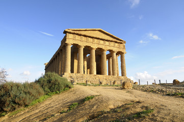 Fototapeta na wymiar Grecka świątynia