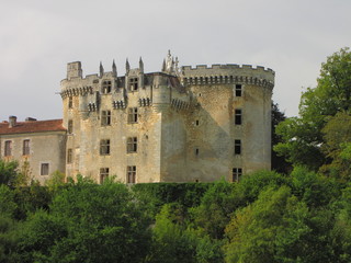 Fototapeta na wymiar Château de la Chapelle Faucher ; Charente, Périgord Vert